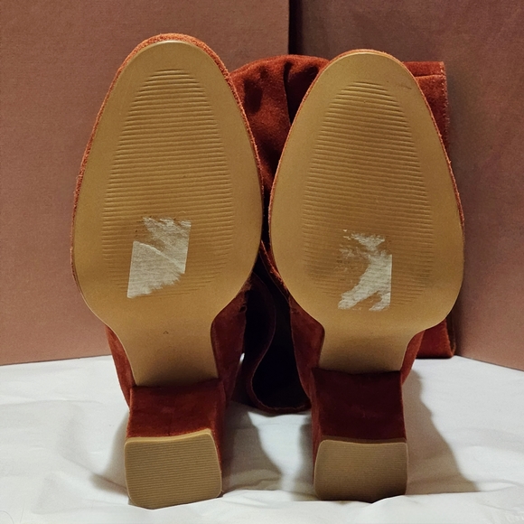 ASOS DESIGN Wide Calf Comet Suede Knee High Boots in Rust Red size 6 - Picture 7 of 7